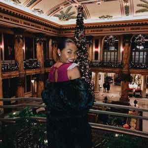 Meet your Posher, Kaylin